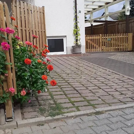 Frei 2 Apartment