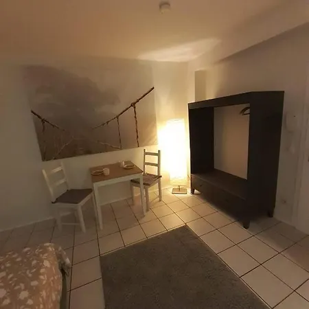Apartment Frei 2 *